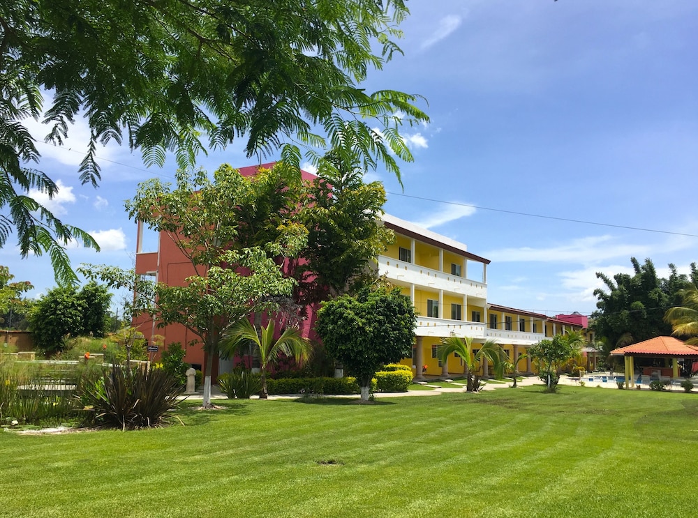 Hotel Js 40/43