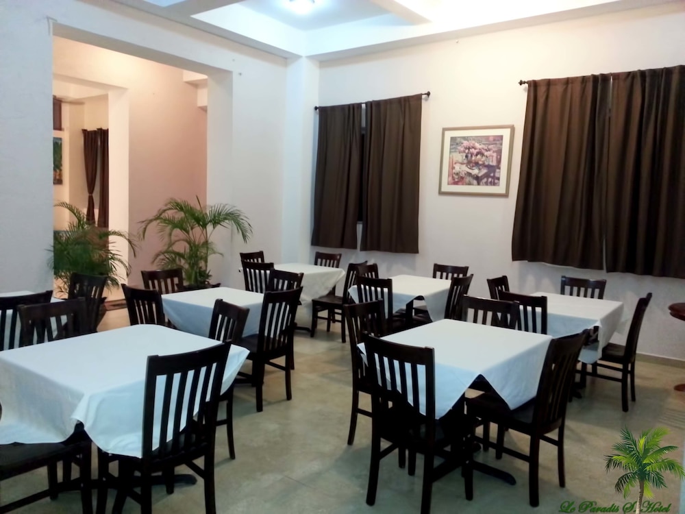 Le Paradis S. Hotel 38/47