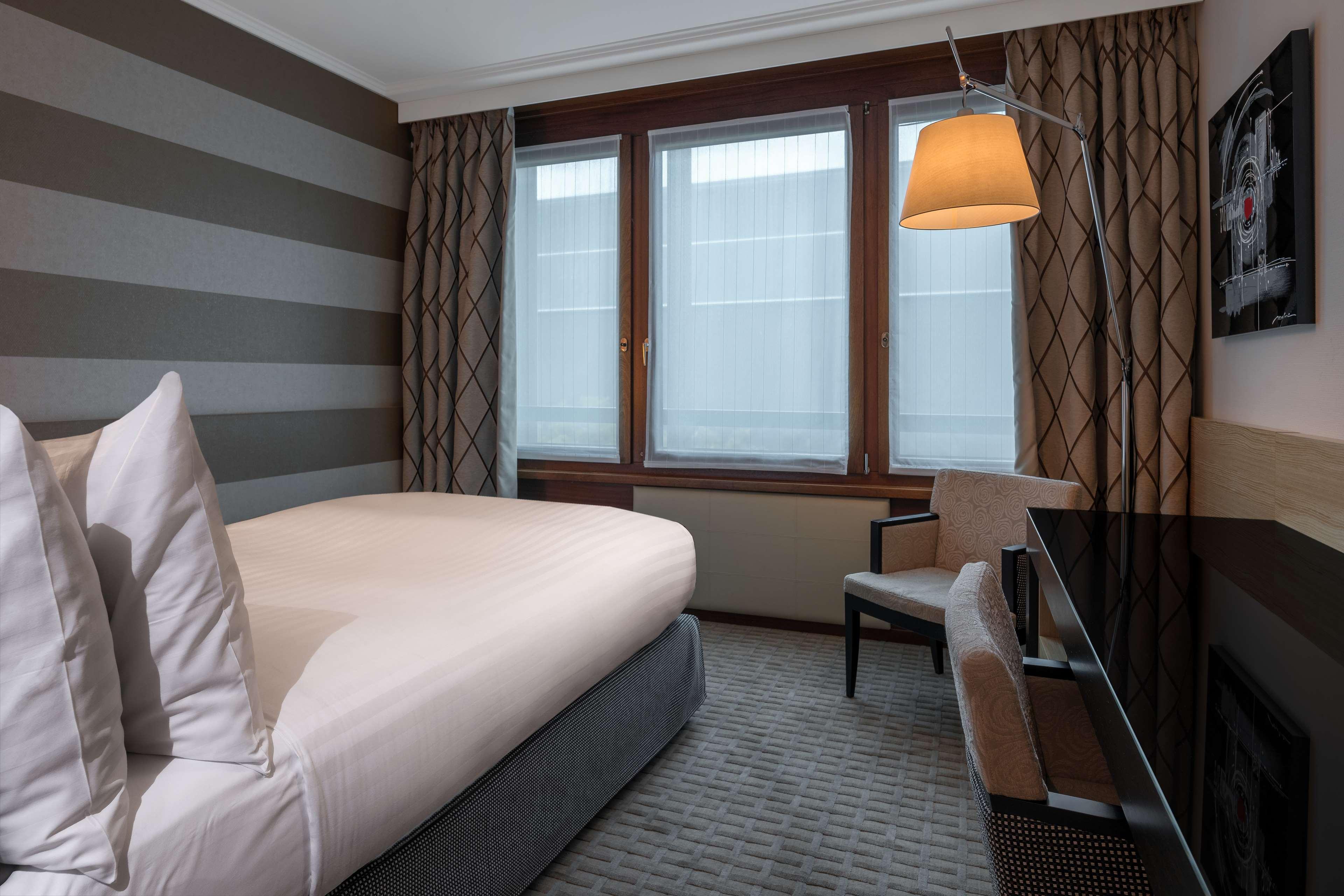Guest Room, Double Bed