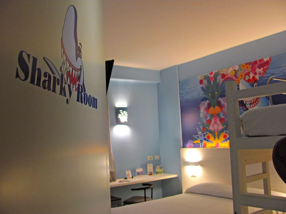 Hotel Europa Monetti 37/49