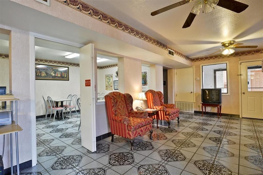 Budget Inn San Antonio Downtown I-10 East 6/27