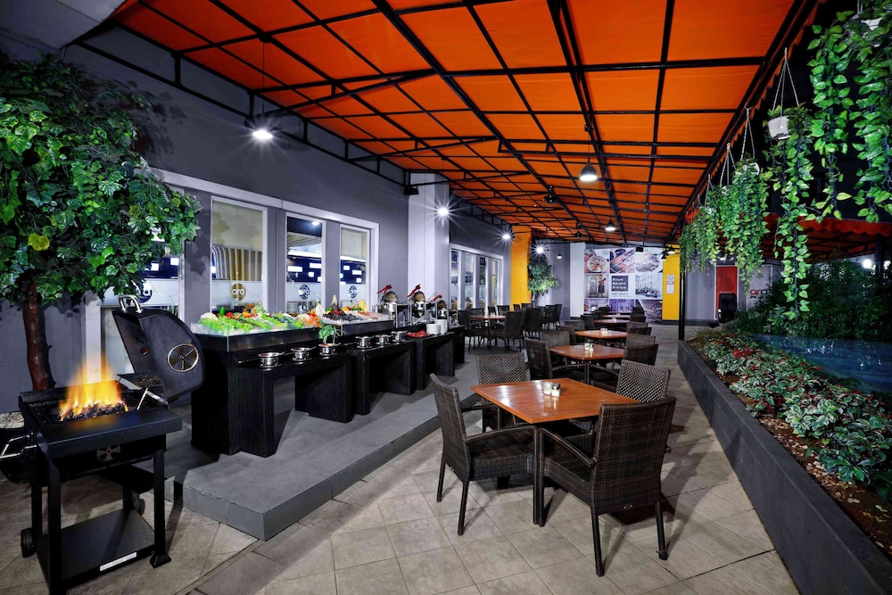 Vega Hotel Gading Serpong 46/65