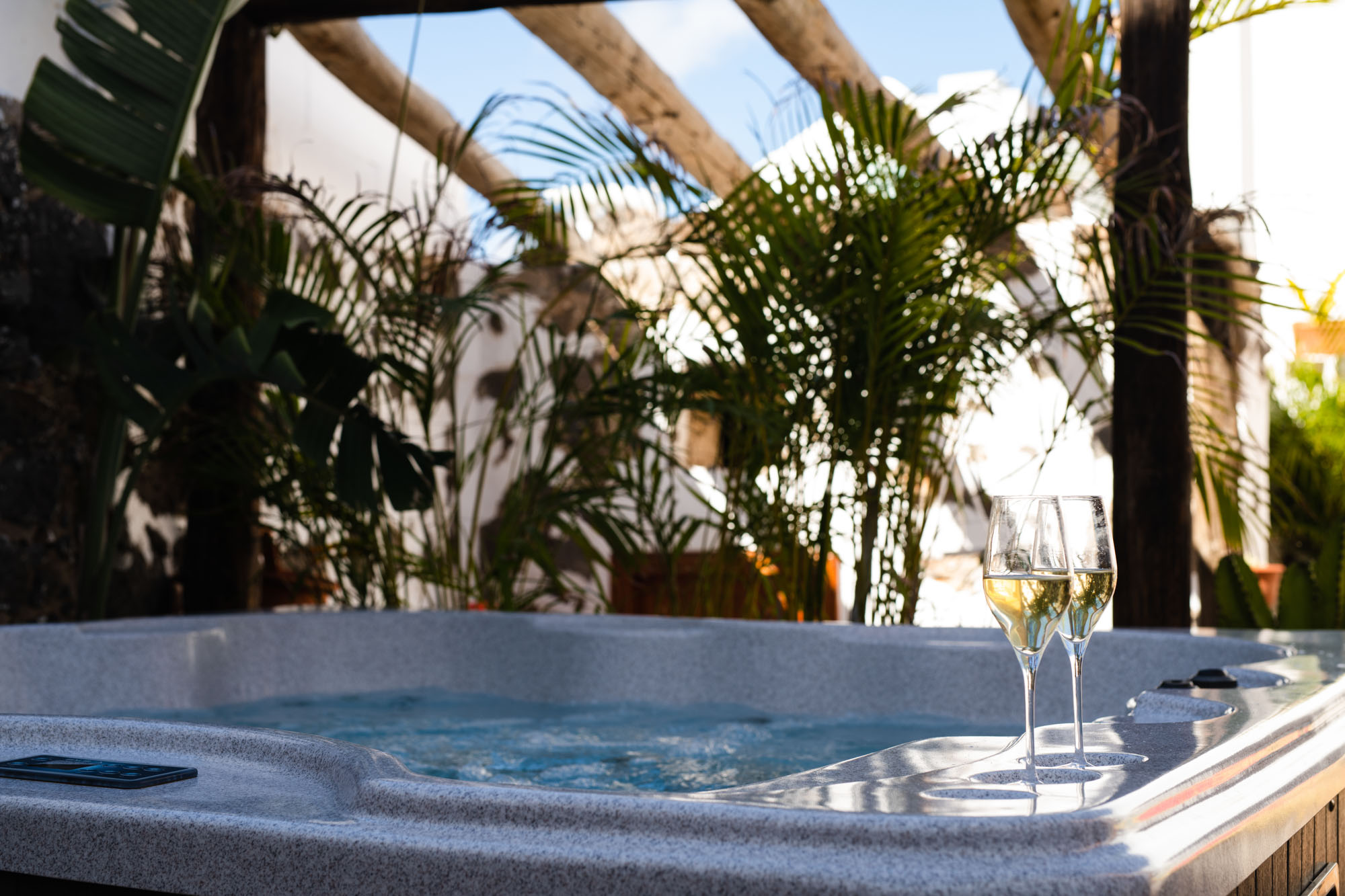 El Charco Suites 27/50