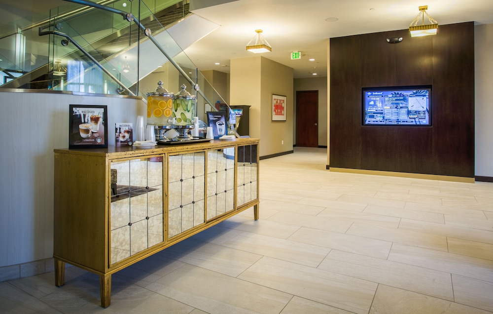 Lobby at Courtyard By Marriott Culver City Los Angeles, CULVER CITY - CA