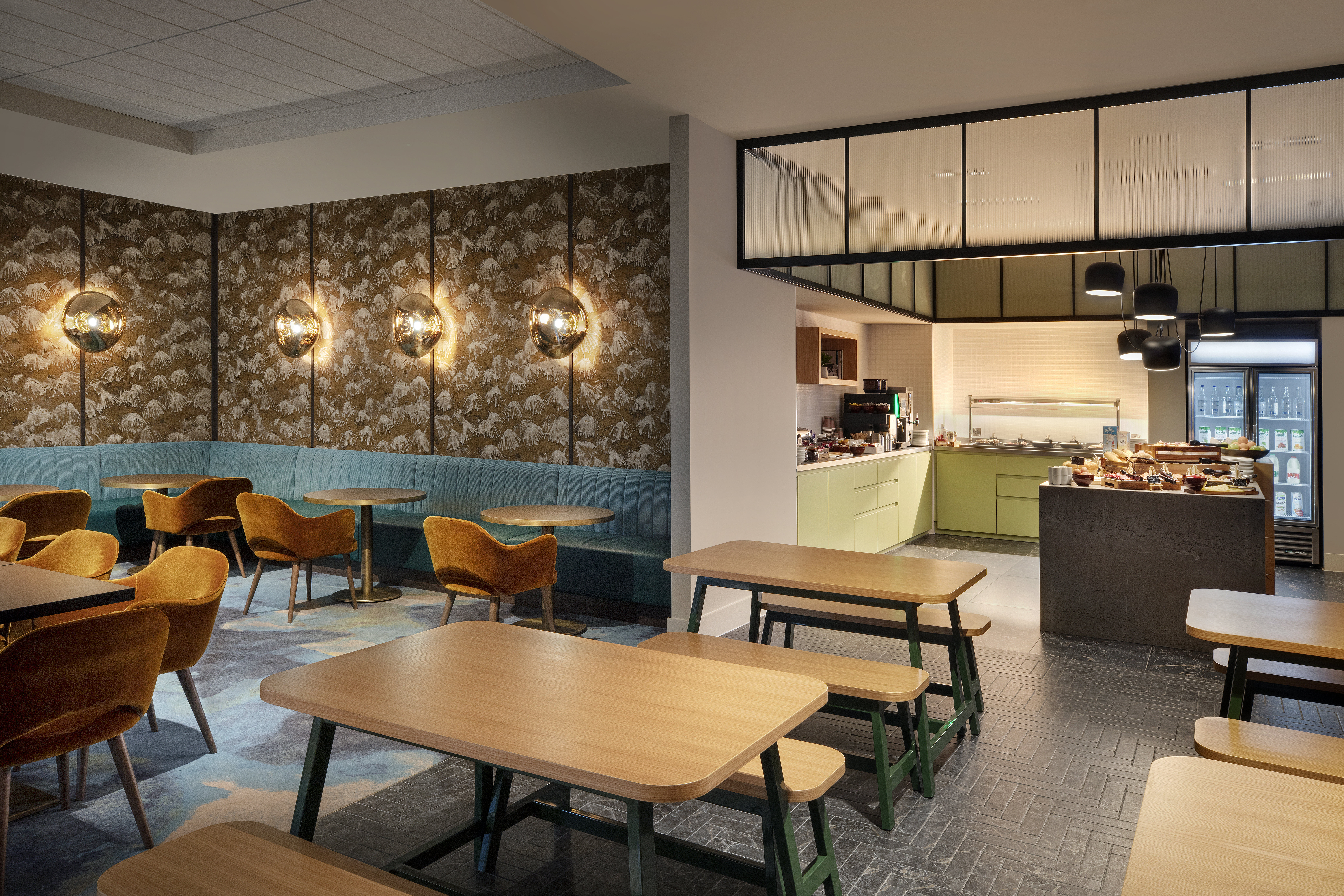 Staybridge Suites London - Heathrow Bath Road 23/36
