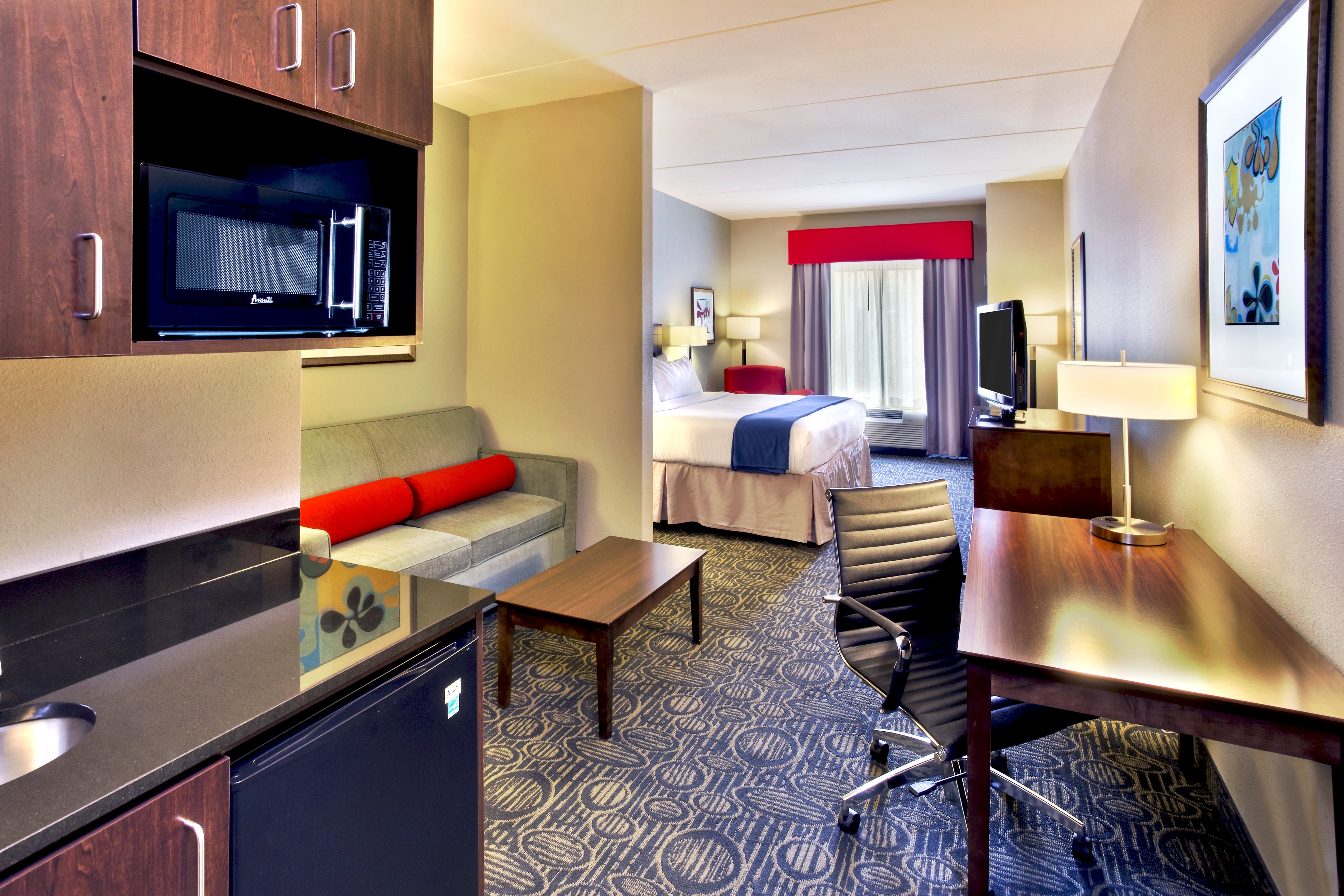Holiday Inn Express Hotel Amp Suites Oak Ridge 32/46