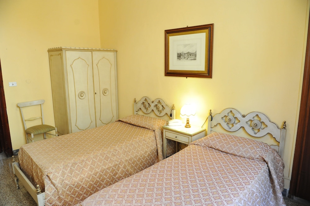 Royal Victoria Hotel Pisa 22/73