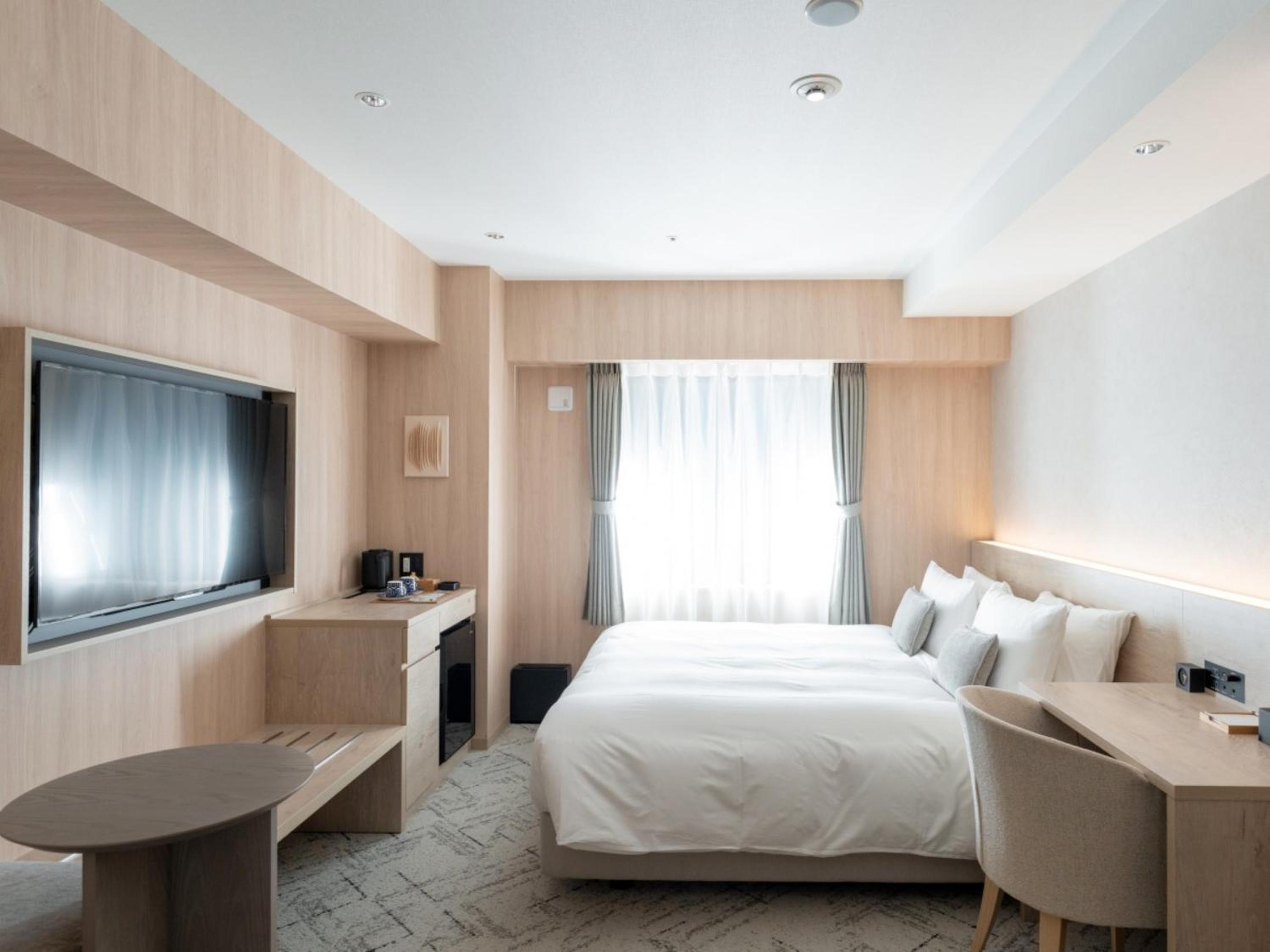 Room, King Bed