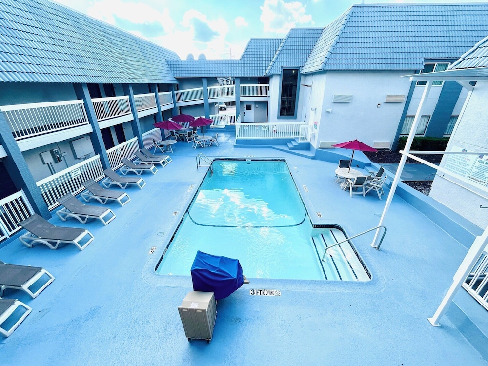 Motel6 Duncanville, TX - Dallas 24/46