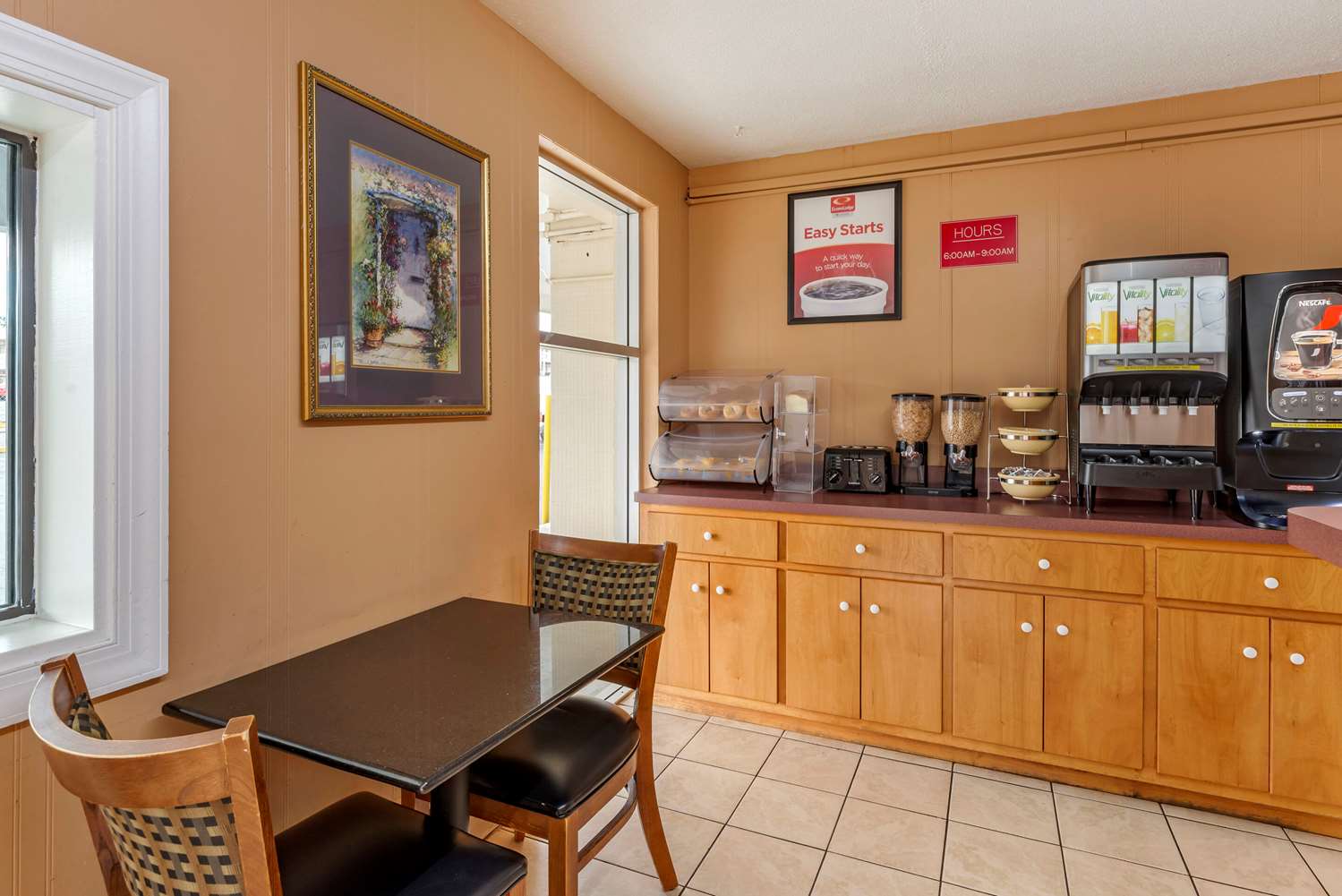 Econo Lodge Charlottesville North - University Area 19/23