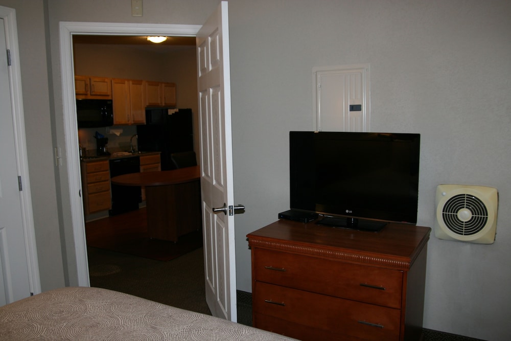 Candlewood Suites Bordentown-Trenton 14/79