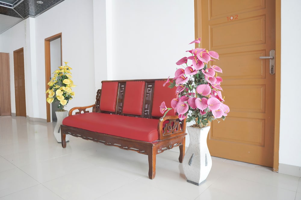 Hotel O near Transmart Padang (formerly Sulaiman Residence) 51/62