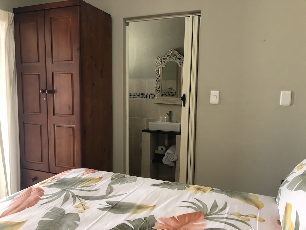 بنغل عائلي بسرير كوين وسريرين منفصلين بغرفتي نوم، Gecko Cottage 3/10