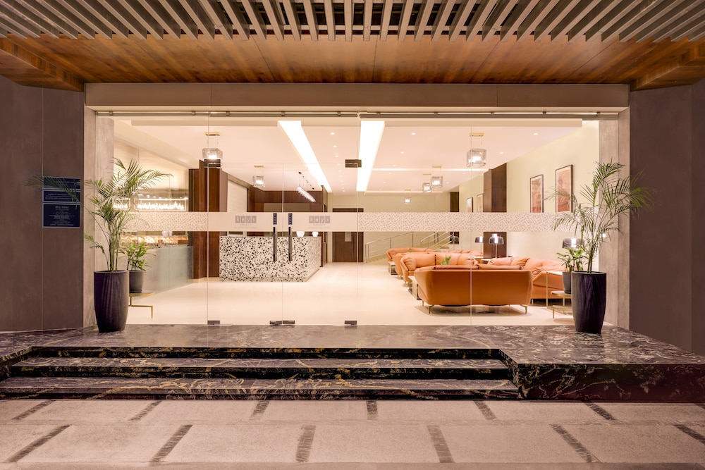 Keys Select by Lemon Tree Hotels Udaipur 5/40