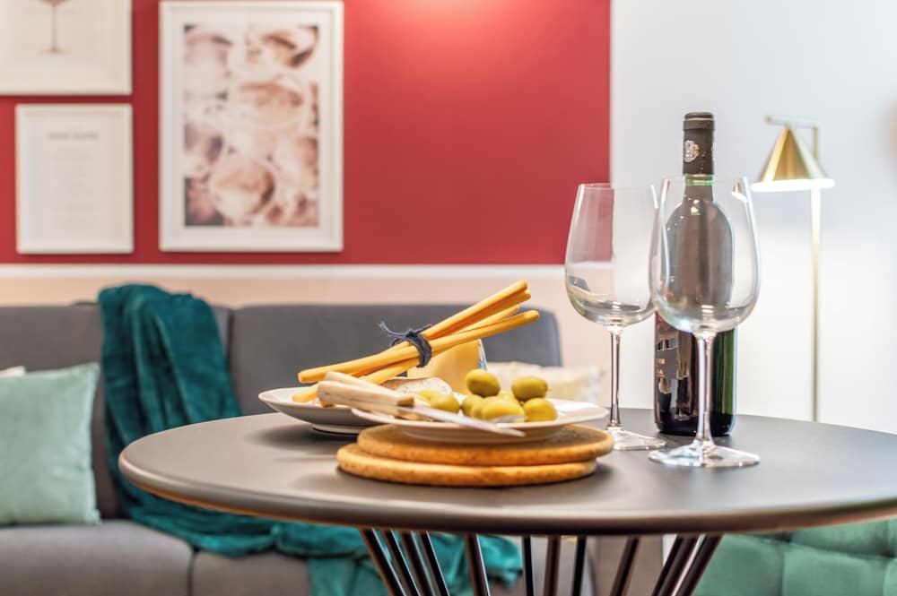 Wine Apartments Florence Moscato 40/47
