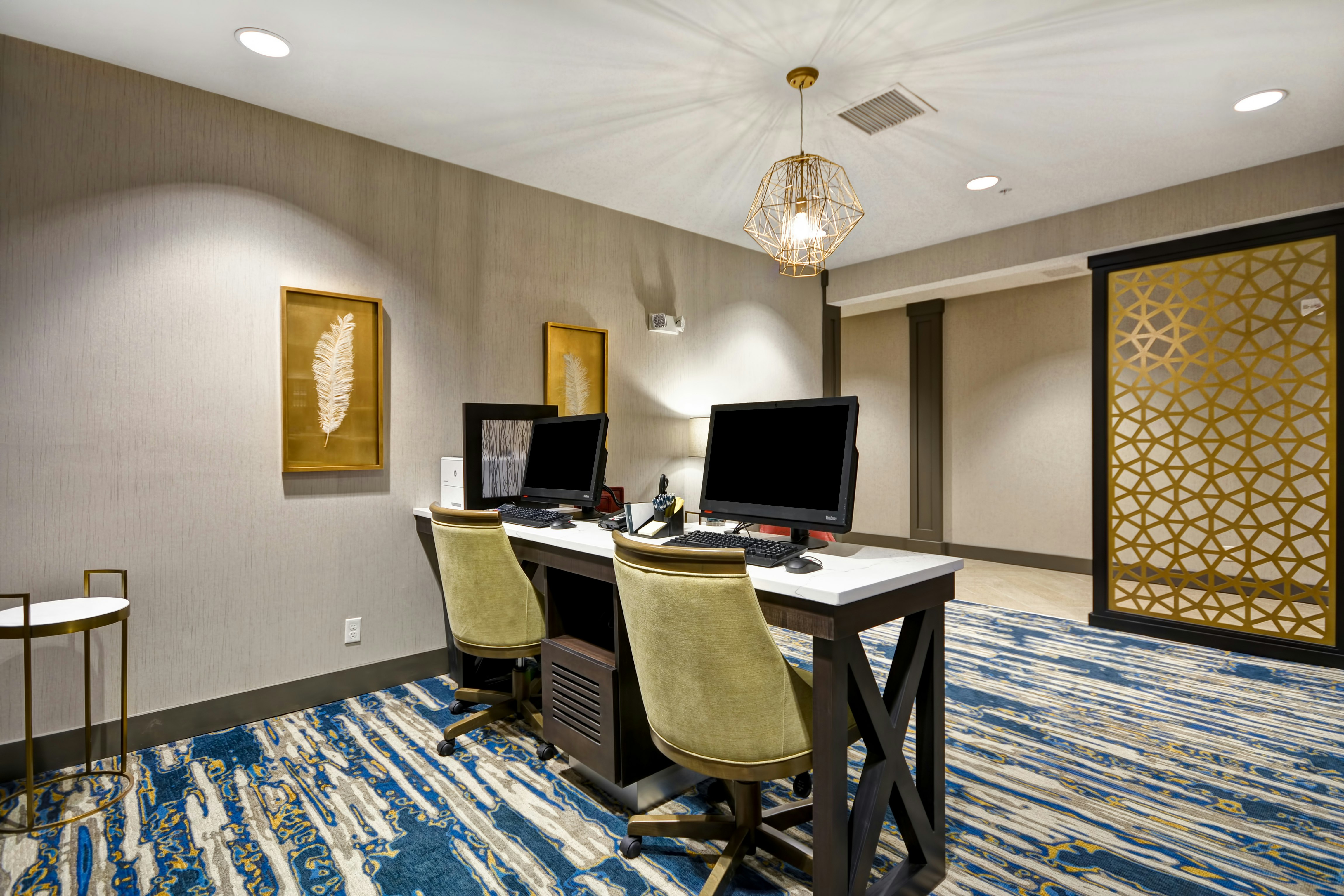 Homewood Suites by Hilton Warren Detroit 46/57