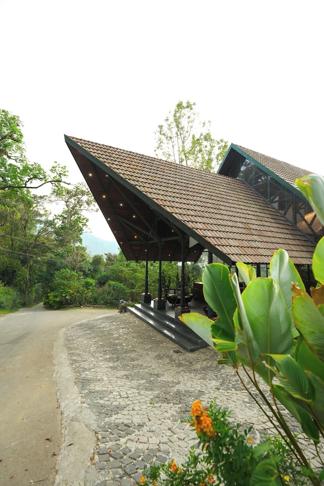 Elixir Woods Resort And Spa 4/49