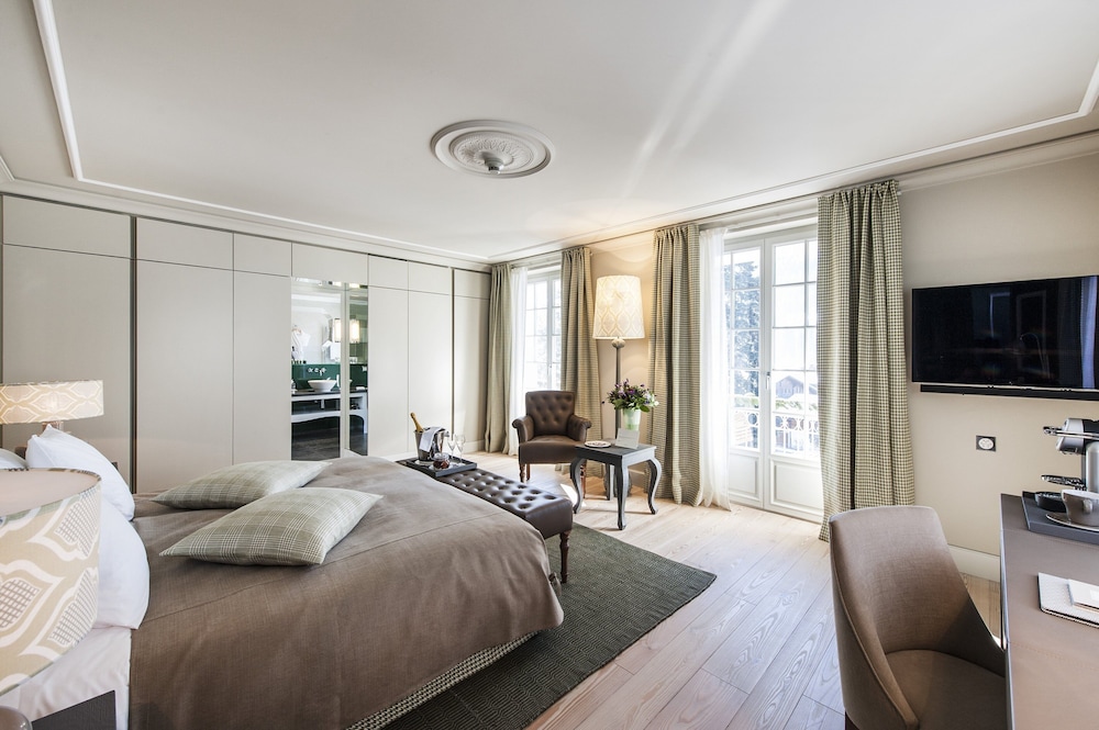 Le Grand Bellevue 19/83