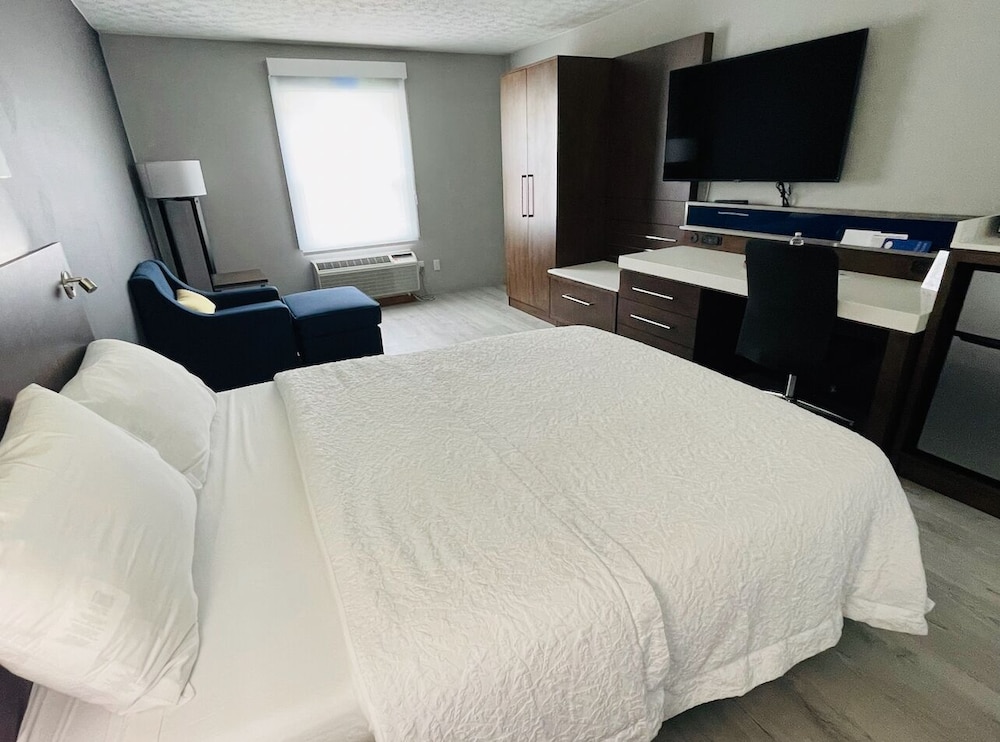 Luxor Inn & Suites 28/52