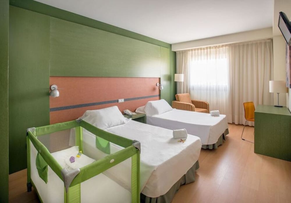 Hotel Naval Sestao 17/49