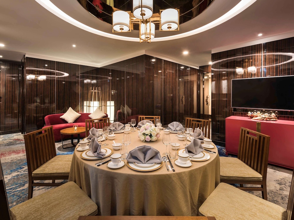 Novotel Shanghai Hongqiao 43/59