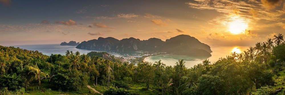 CHONGKHAO RESORT 44/48