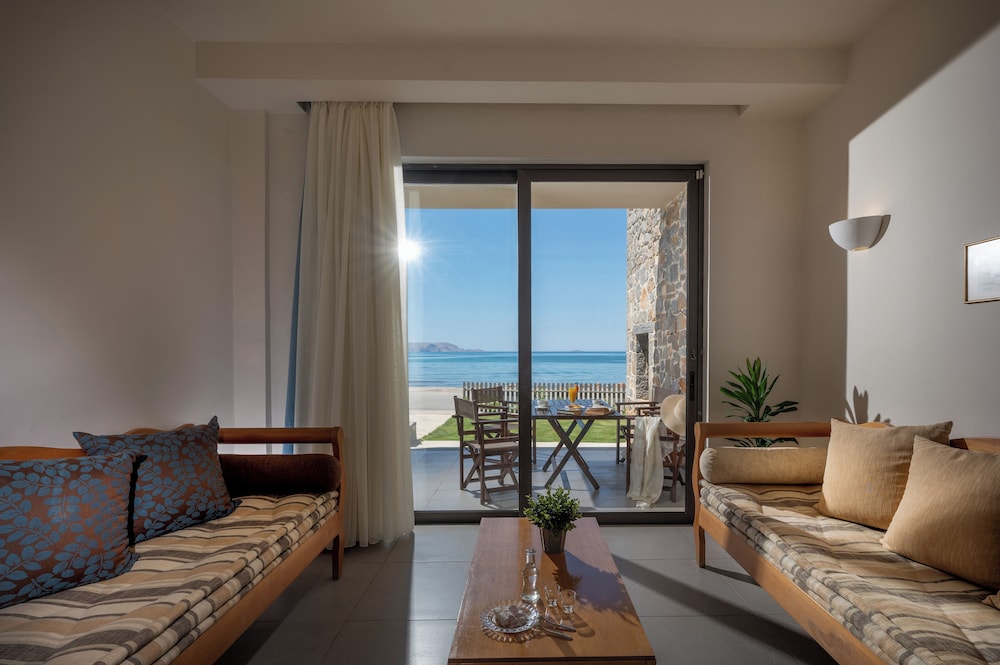 Creteco Hotel & Suites 49/72