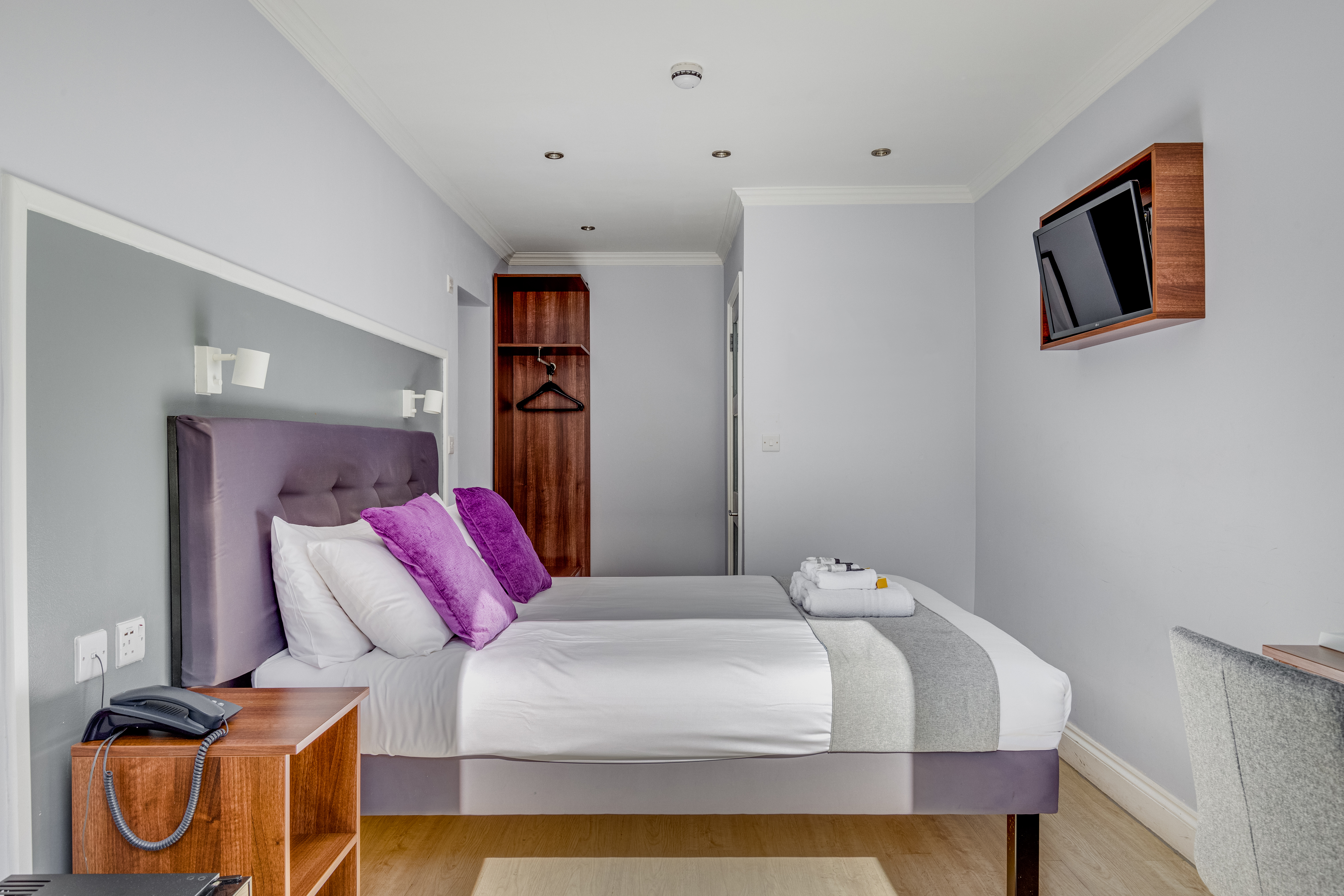 1 Lexham Gardens Hotel 20/50