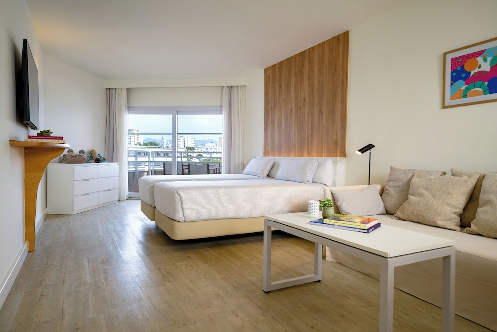 Innside by Melia Wave Calvia 22/76