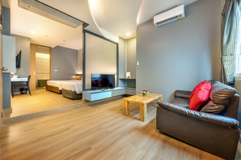 Qiu Hotel Sukhumvit 28/50