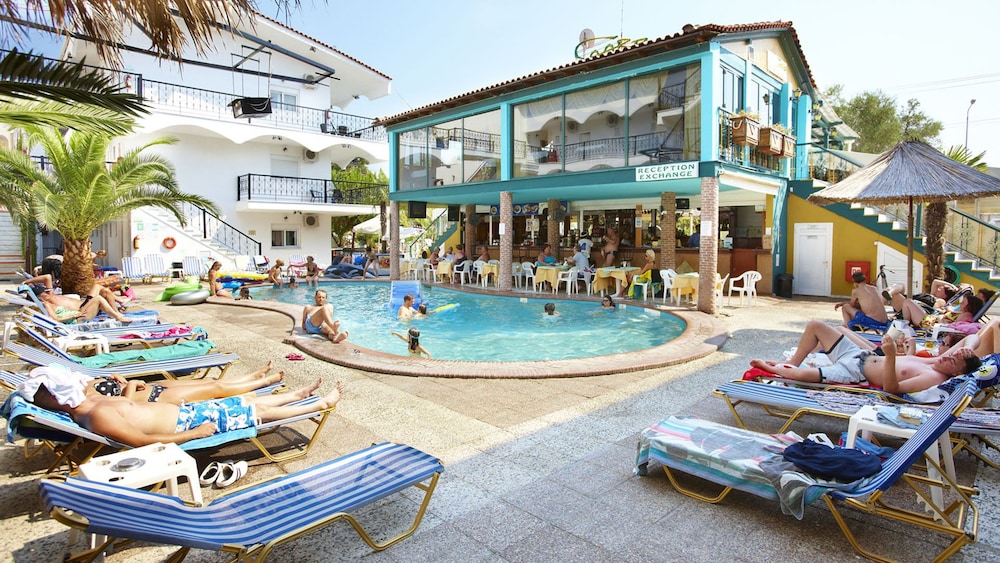 Hanioti Grand Victoria 42/50