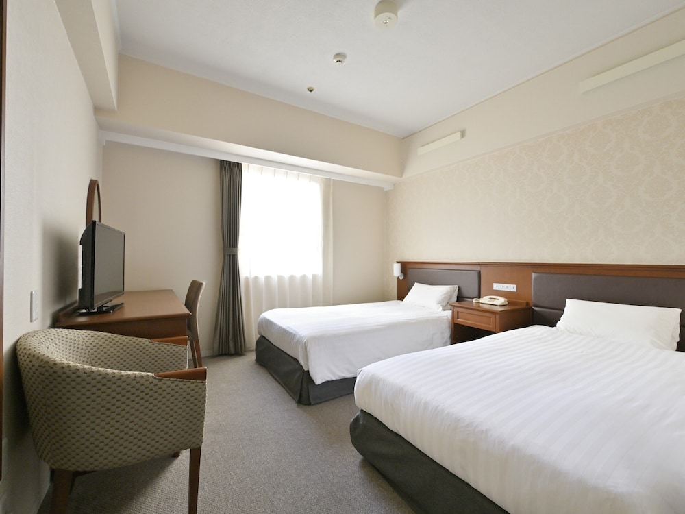 ECONOMY, TWIN BEDS