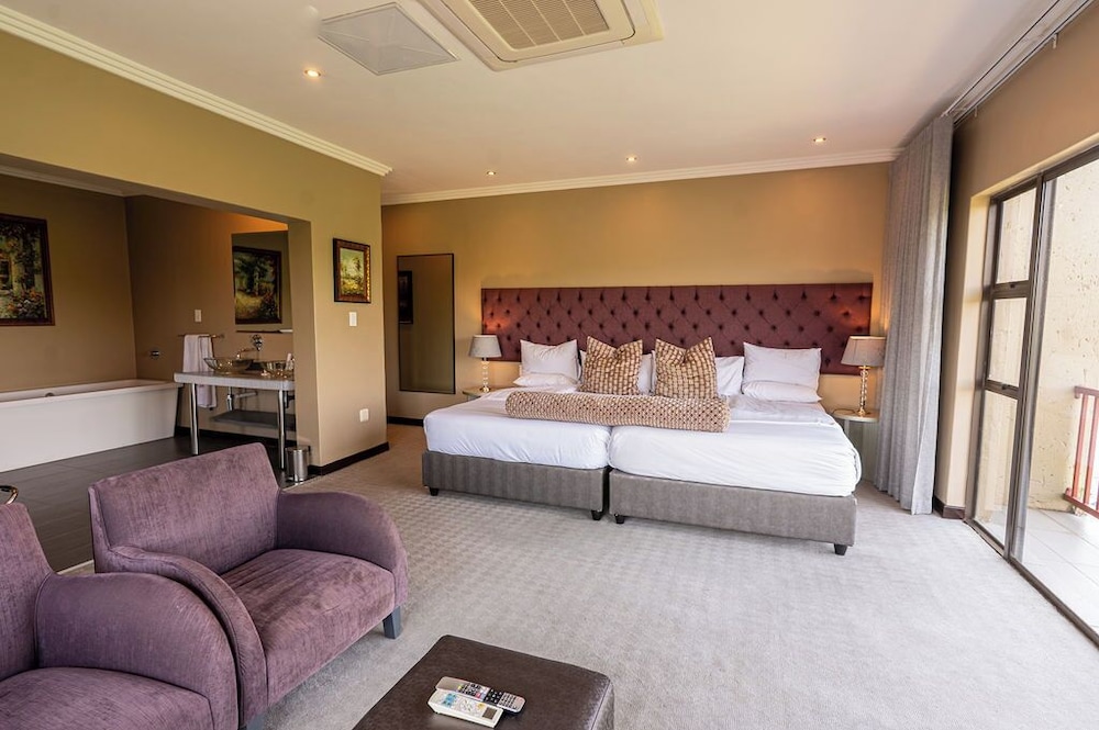 غرفة ديلوكس بسريرين كينج بإطلالة على البحيرة، St Andrews Signature Hotel Spa 6/10