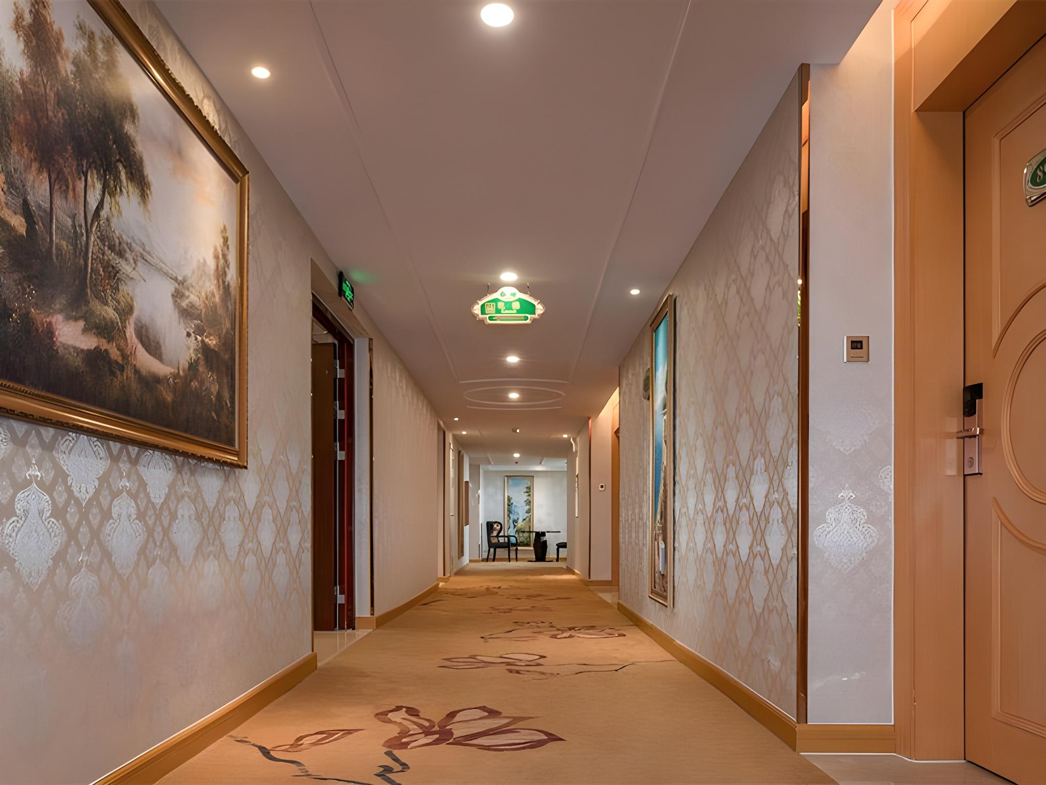 Vienna Hotel (Wuhu Fangte Nanxiang Wanshang) 17/24