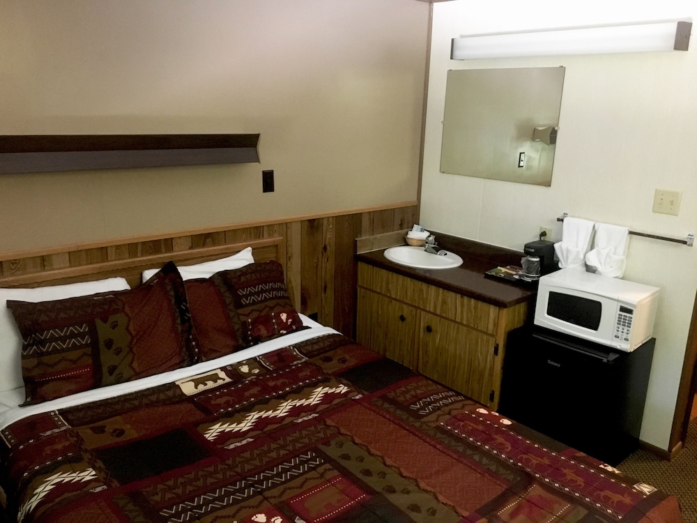 The Lodge At Lolo Hot Springs 6/50