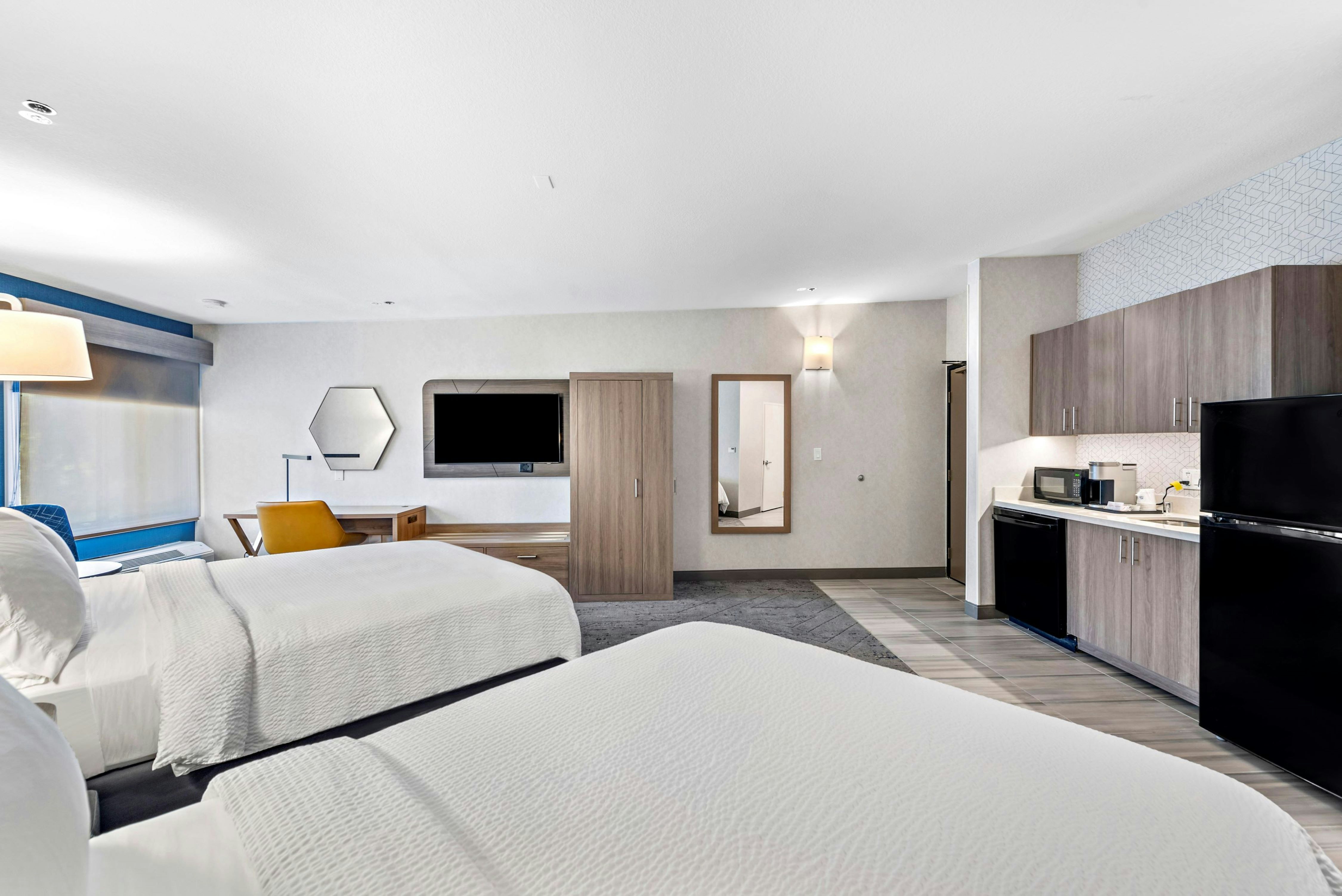Holiday Inn Express La Mesa Near SDSU 15/72