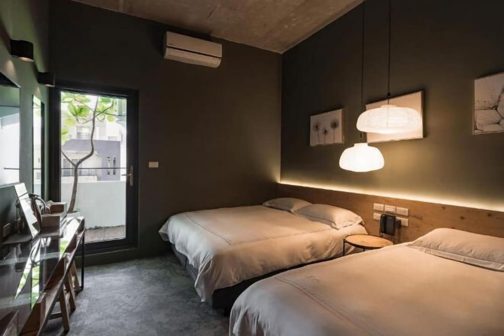 Hotel Si 6/30