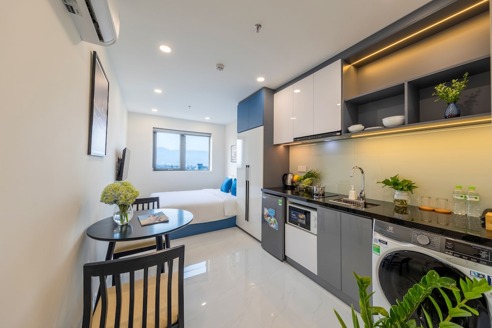 The Home Hotel & Apartment 26/37