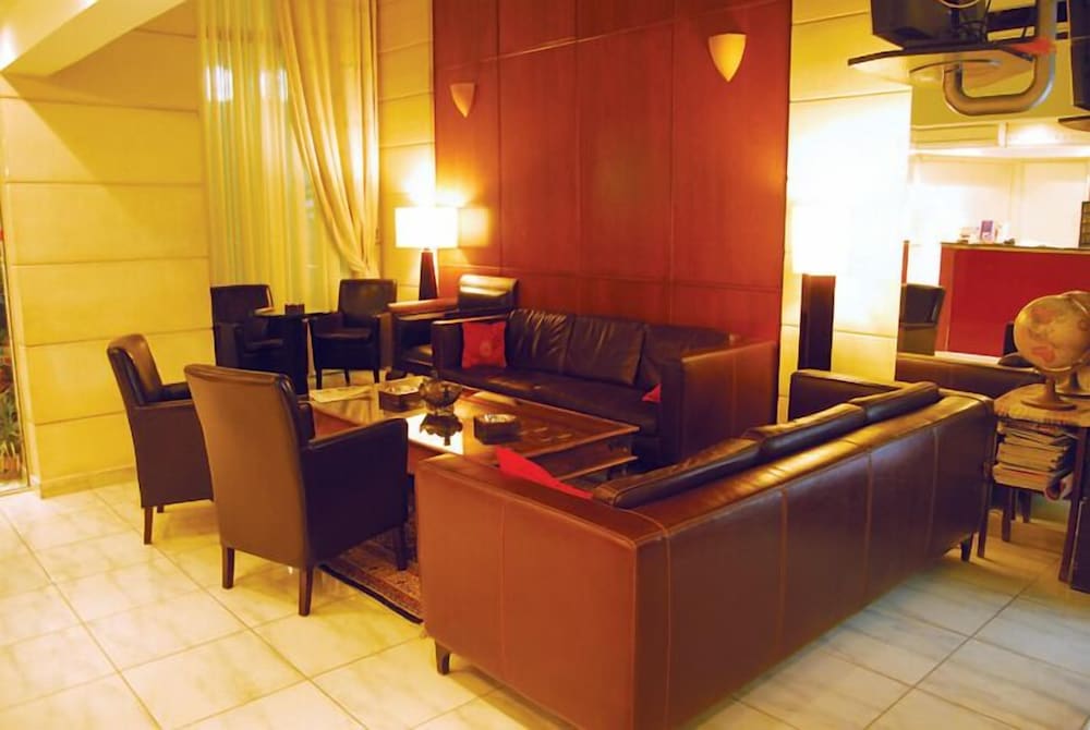 Ephira Hotel 40/56