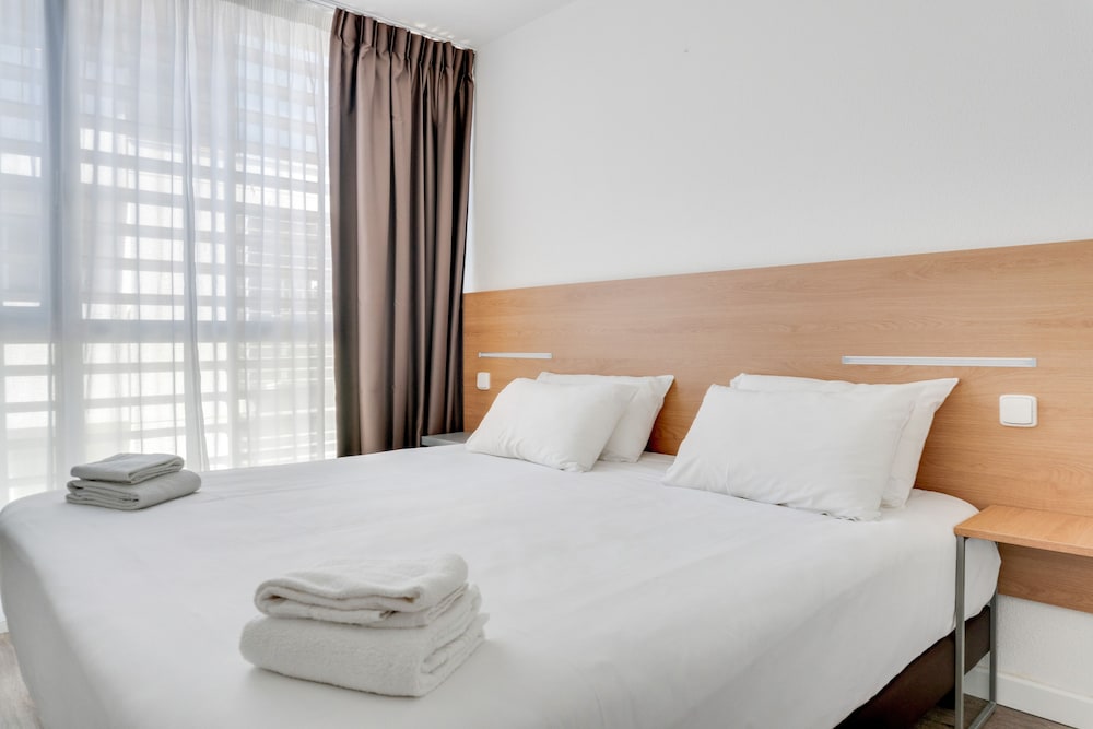 1 BEDROOM, JUNIOR SUITE