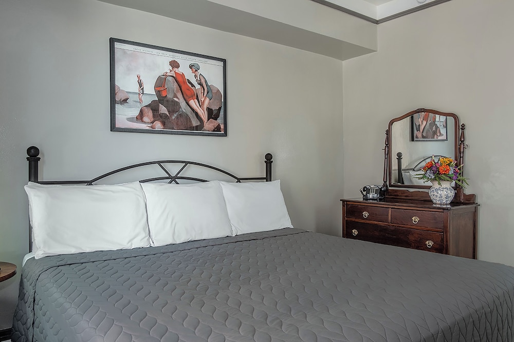 Gardner Hotel & Hostel 18/49