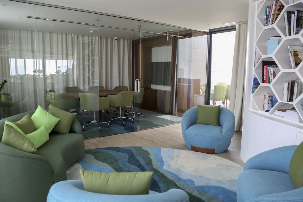 The Retreat Palm Hotel Dubai - MGallery Collection 40/60