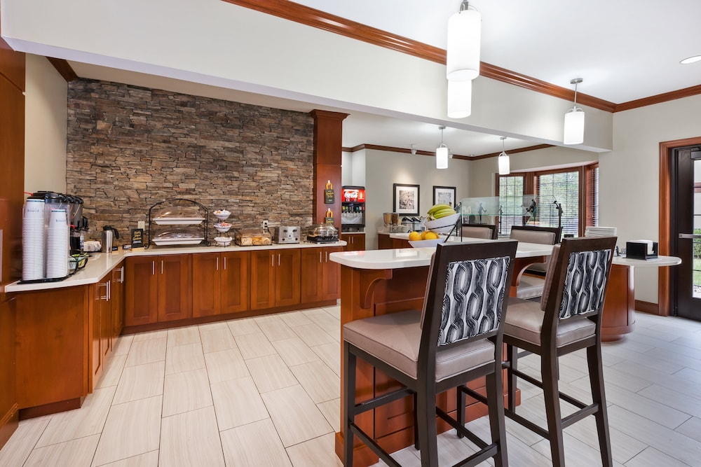 STAYBRIDGE SUITES KALAMAZOO 39/52