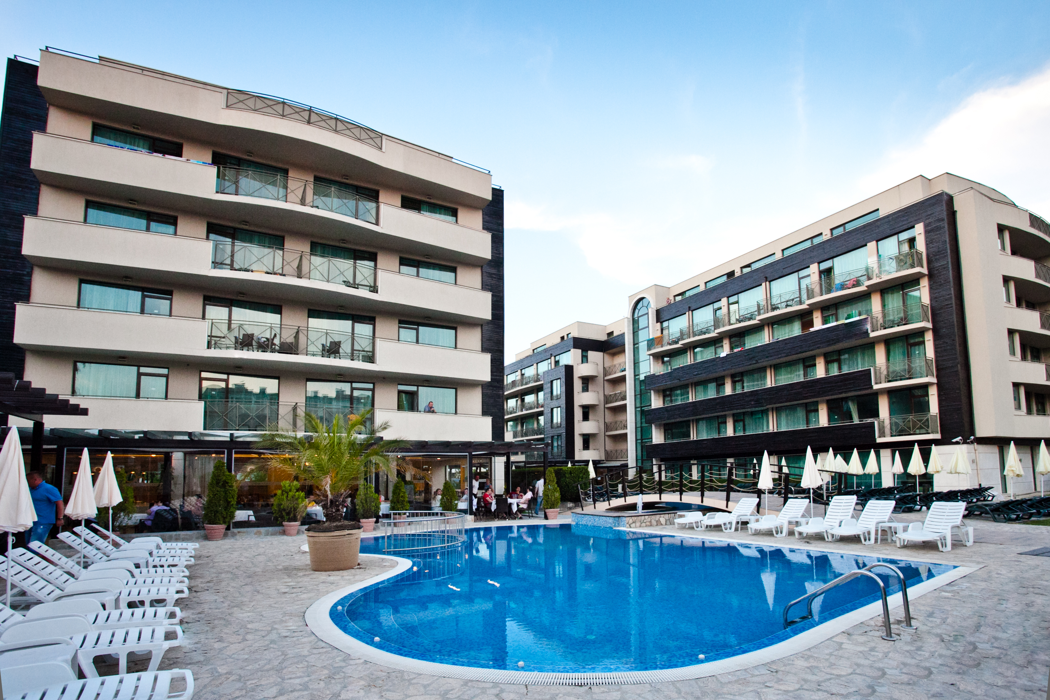 Hotel Lion 5/30