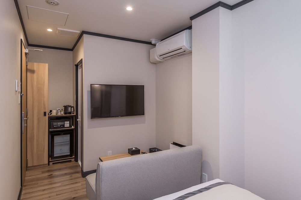 Hotel Bampky 12/50