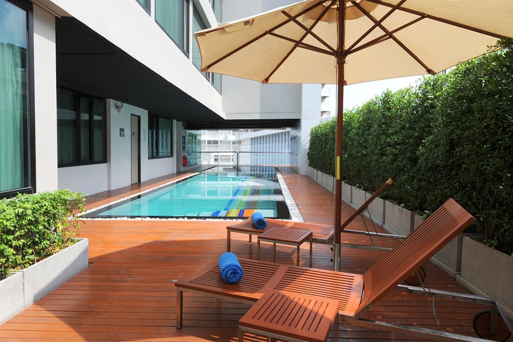 Vic3 Bangkok Hotel 48/74