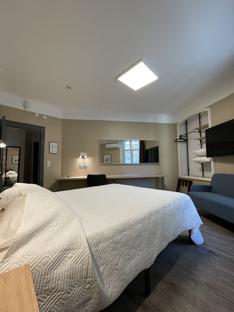 Hotel Mistral Comedie Saint Roch 7/57