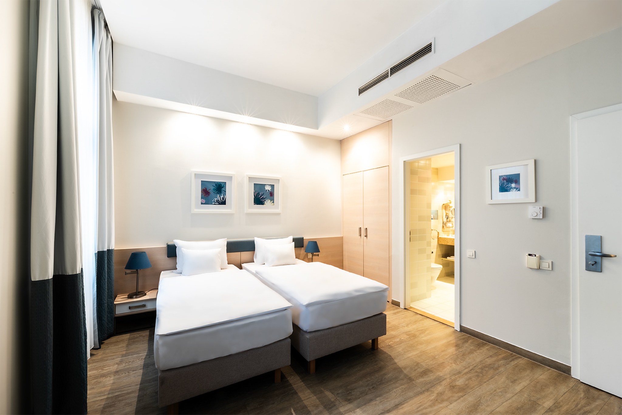غرفة متصلة عائلية بسرير مزدوج، Atrium Hotel by Mellow Mood Hotels 9/10