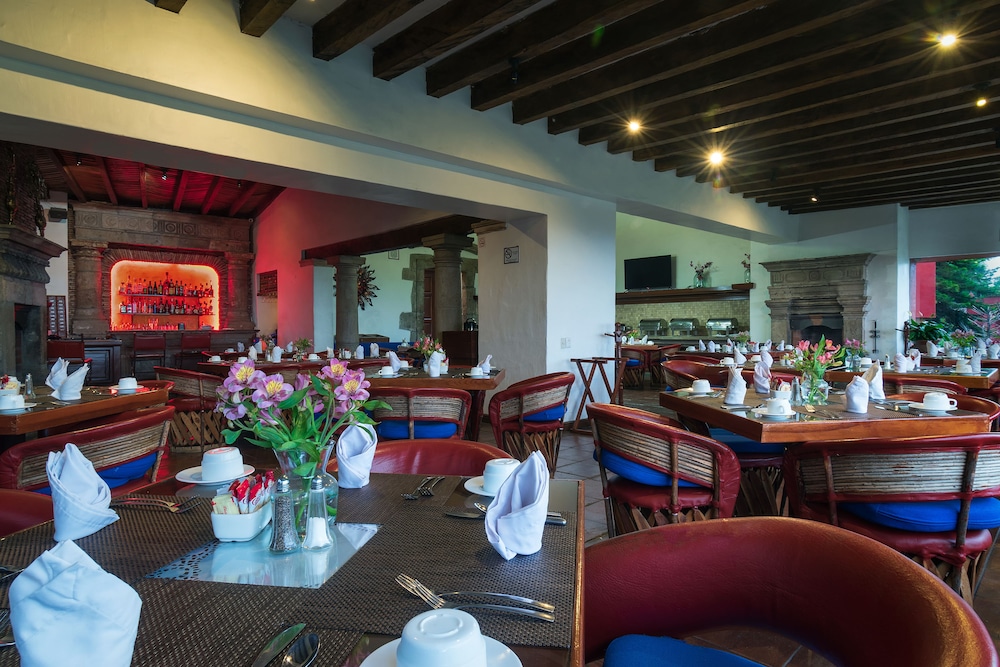 Villa San Jose Hotel And Suites 27/50