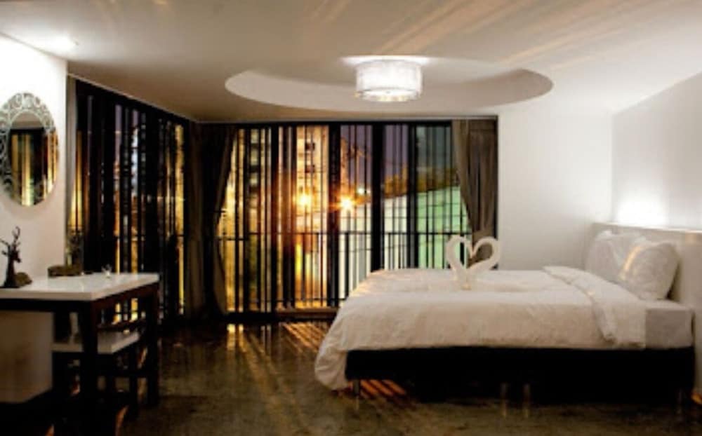 LOFT, SUPERIOR, DOUBLE BED